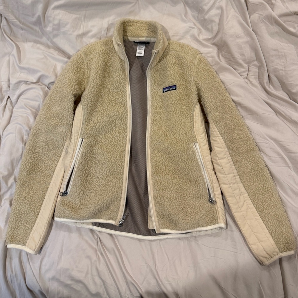 Patagonia Women's Cream Zip Up Jacket